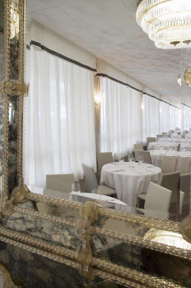 Hotel Imperial Palace ليدو دي يسولو المظهر الخارجي الصورة